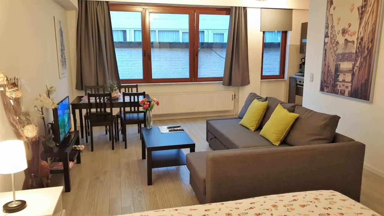 Apartment Chez Esmara Et Philippe Brussel Ruang foto