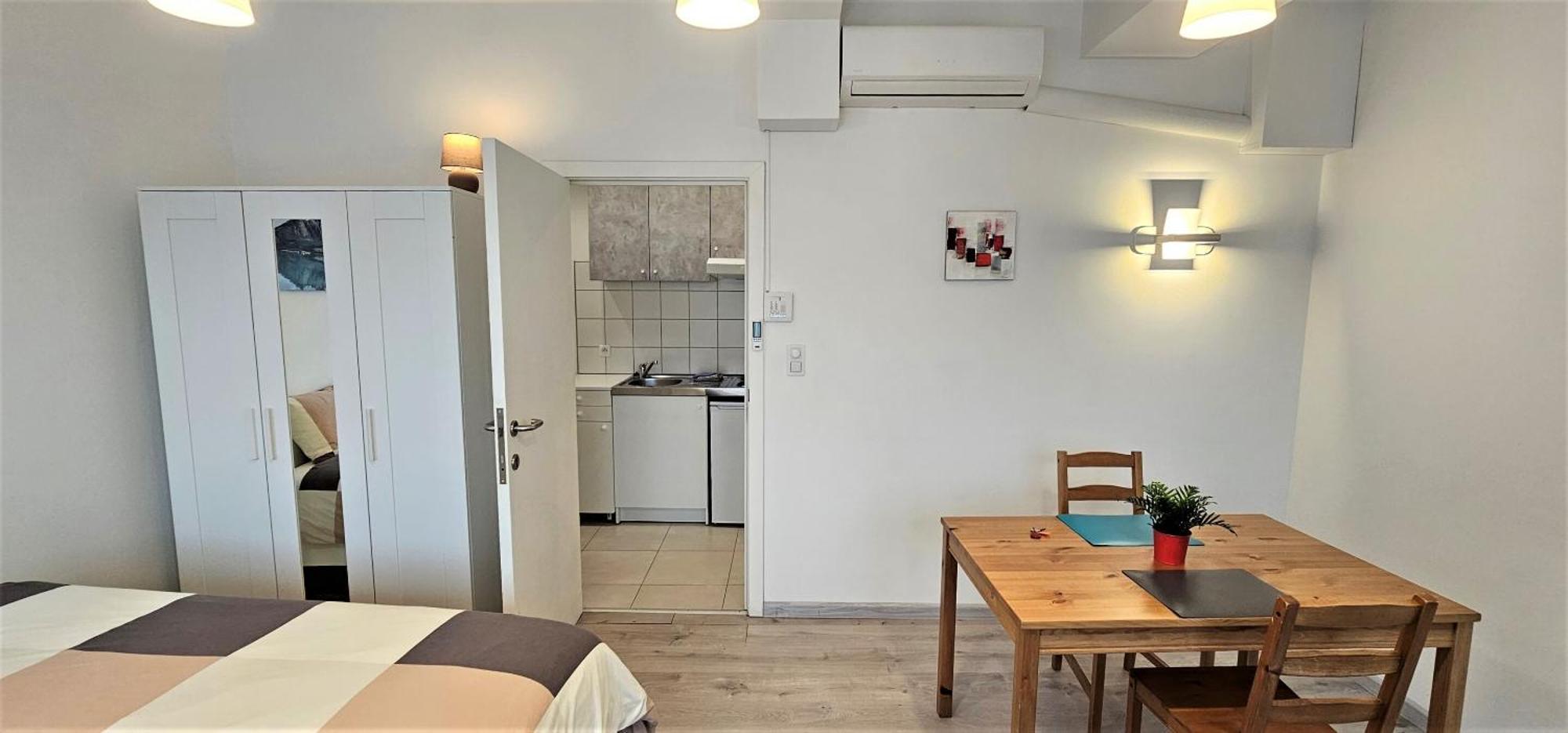 Apartment Chez Esmara Et Philippe Brussel Ruang foto