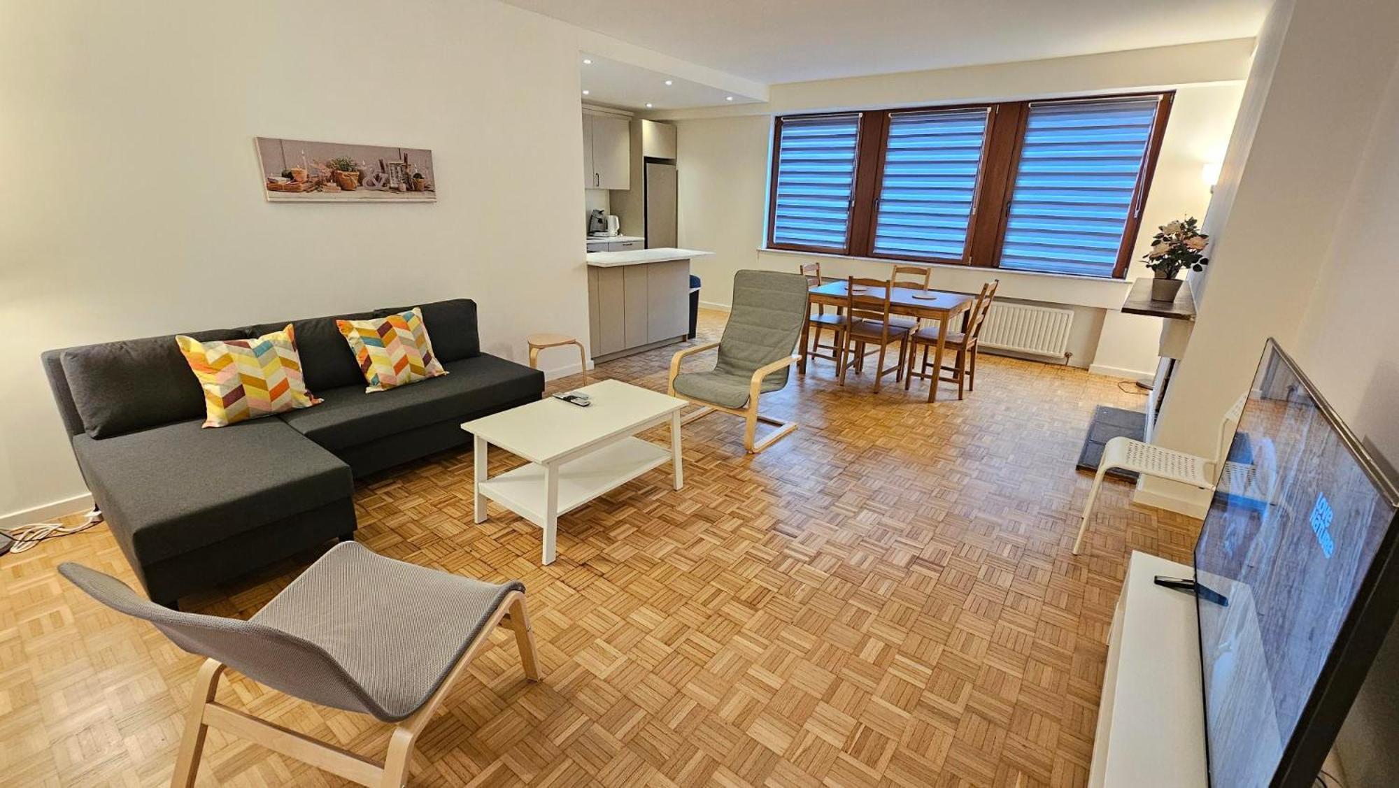 Apartment Chez Esmara Et Philippe Brussel Bagian luar foto