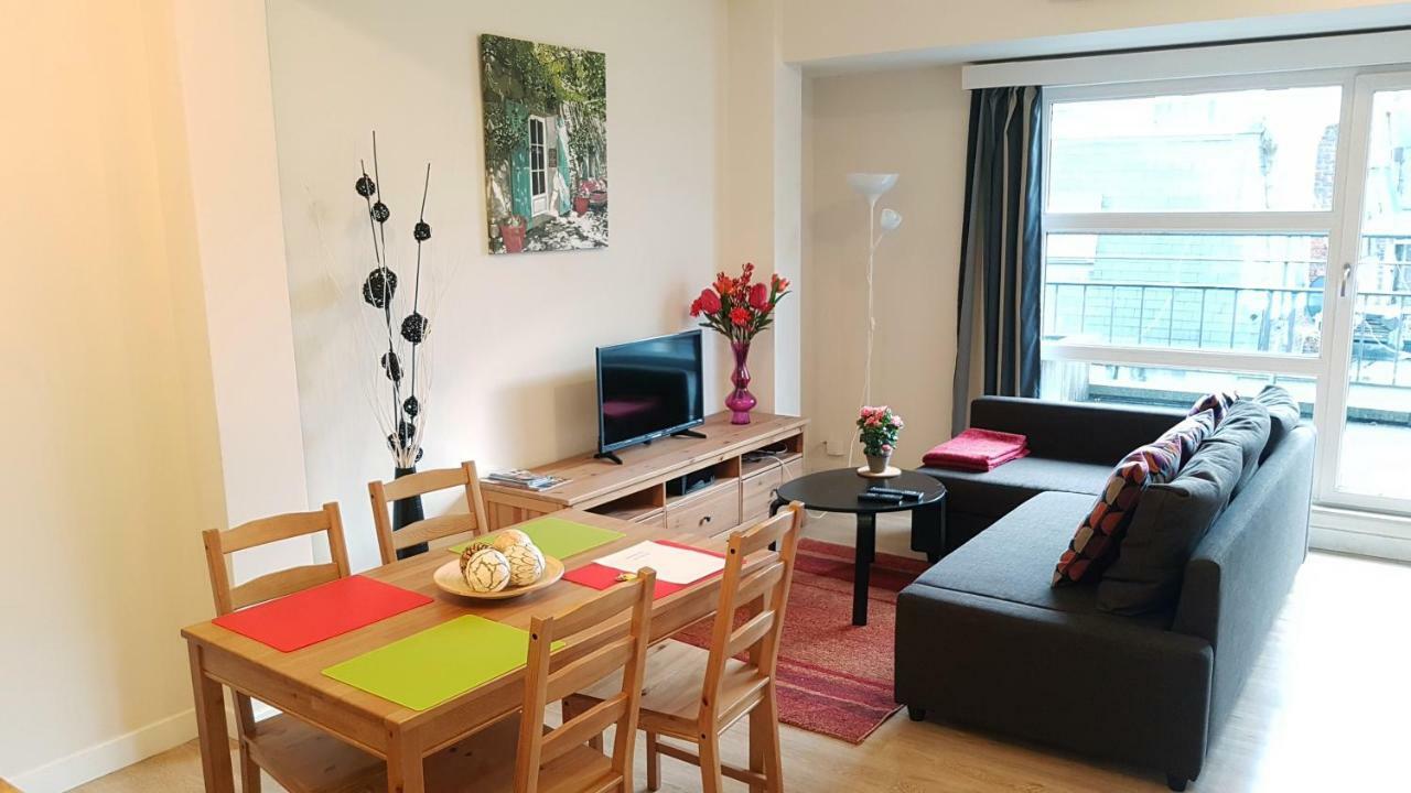 Apartment Chez Esmara Et Philippe Brussel Bagian luar foto